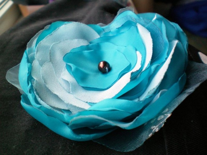 Brooch " Rose " picture no. 3