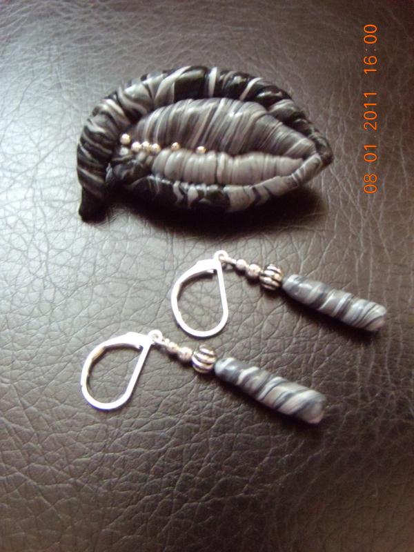 Gray leaf earrings picture no. 2