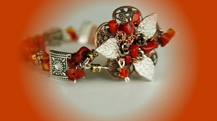 Bracelet " Bouquet in red " picture no. 2