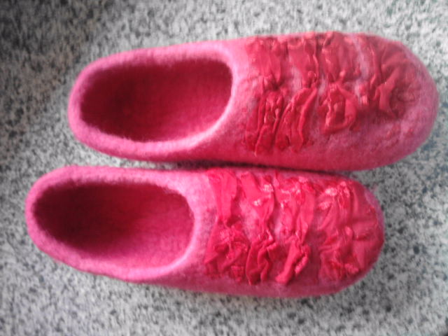 Felt slippers