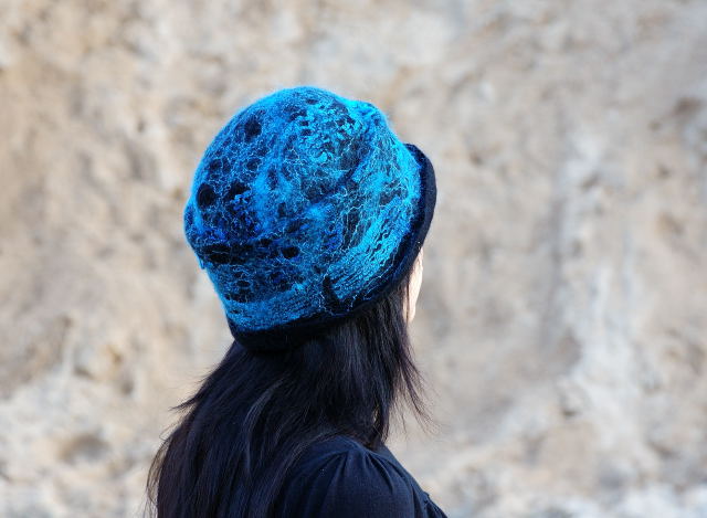 Spider turquoise hat :)