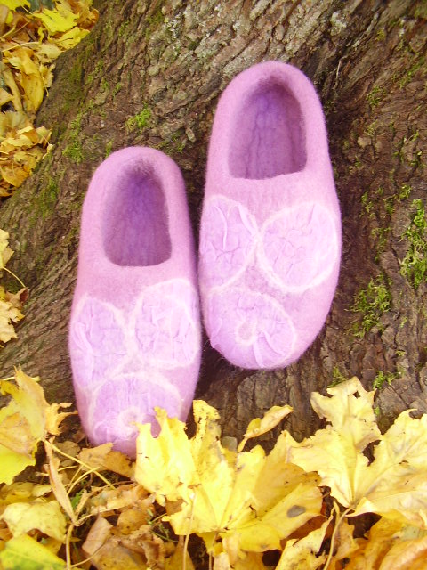 Felt slippers-purple