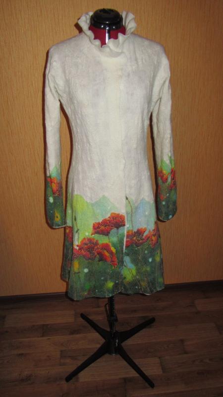 Coat with poppy seeds picture no. 2