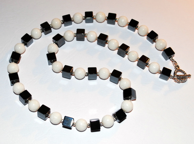 Beads " Black - white "