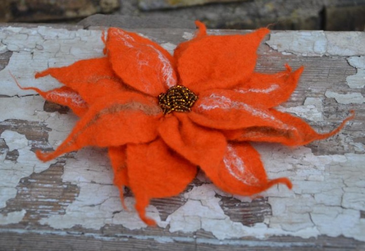 -Flower brooch