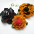 Flower-brooch - Brooches - felting