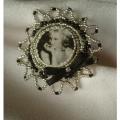 Marilyn Monroe - Brooches - making