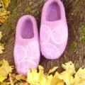 Felt slippers-purple - Shoes & slippers - felting